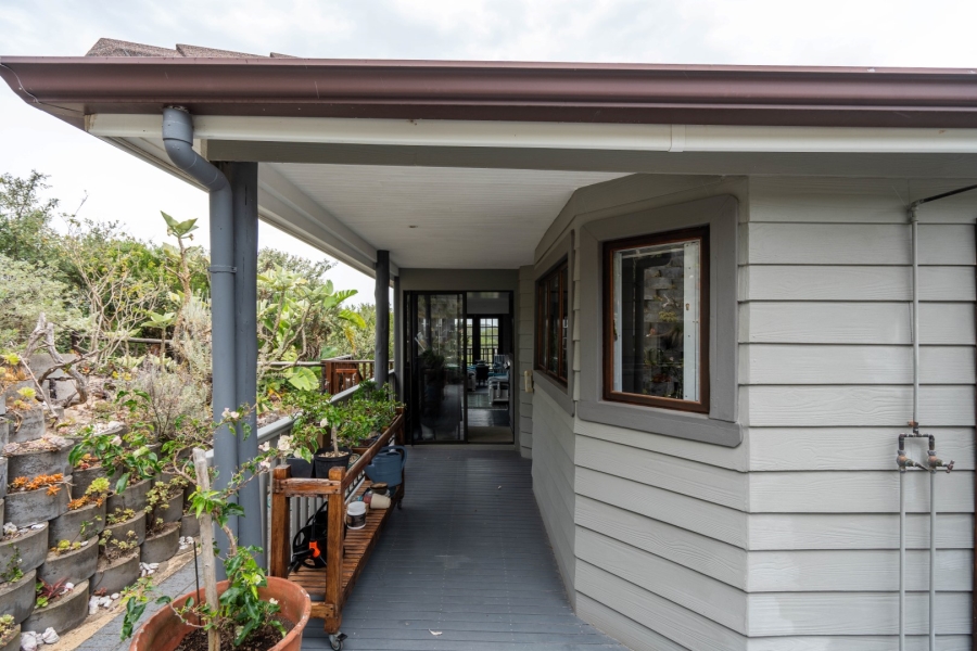 3 Bedroom Property for Sale in Seafield Eastern Cape